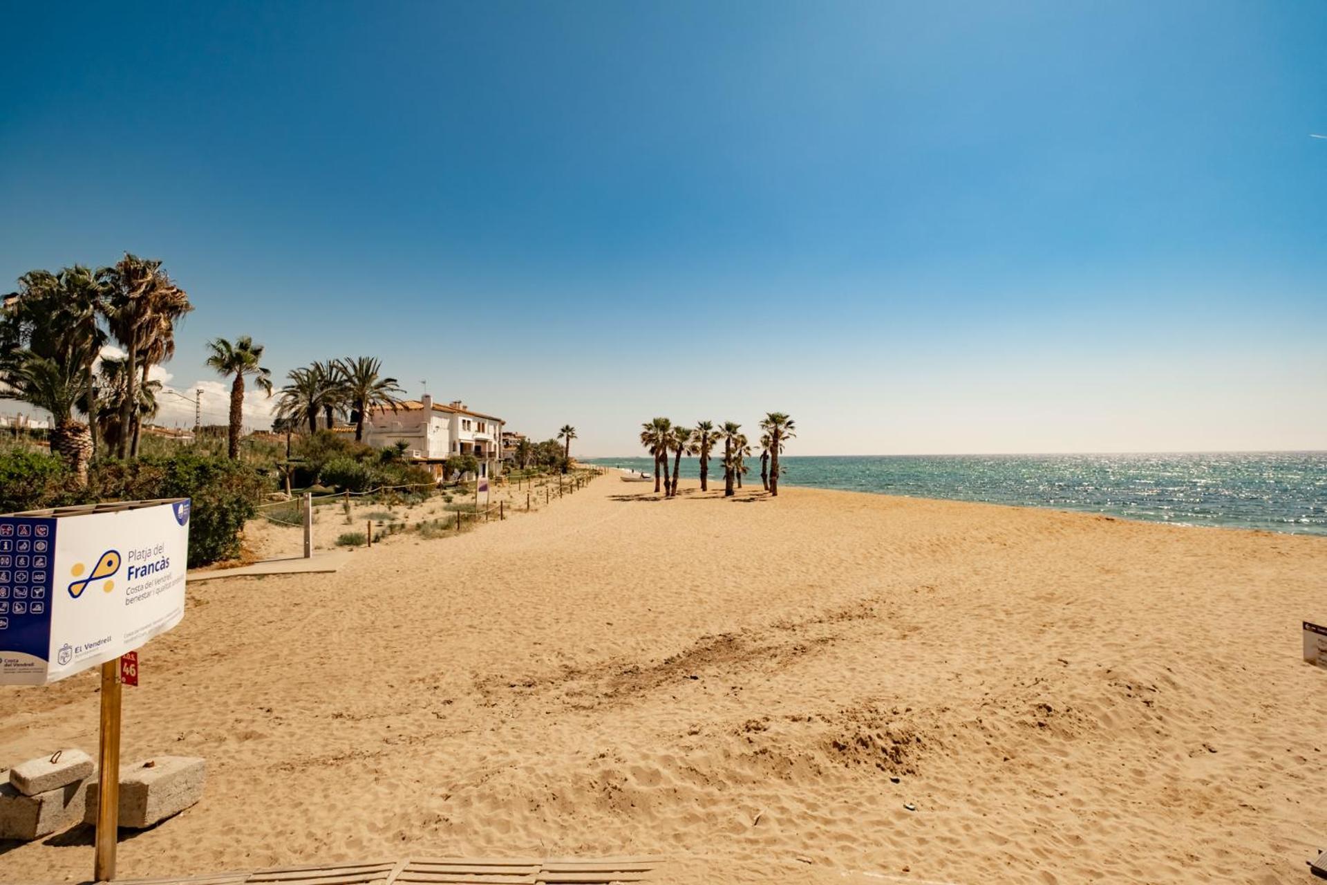 Encantador Apto En La Playa كوماروغا المظهر الخارجي الصورة
